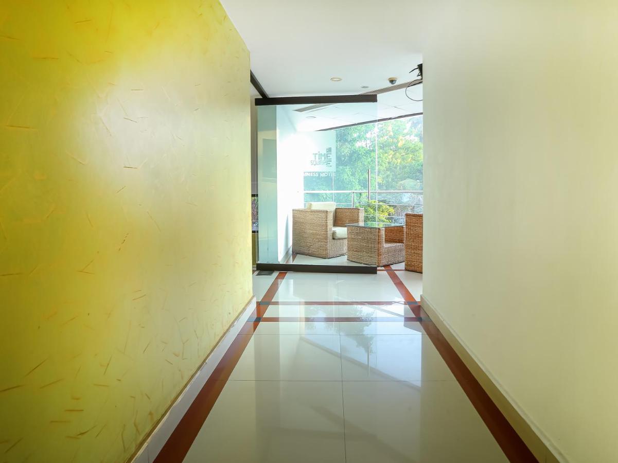 Treebo Trend Time Square Marine Drive Hotel
