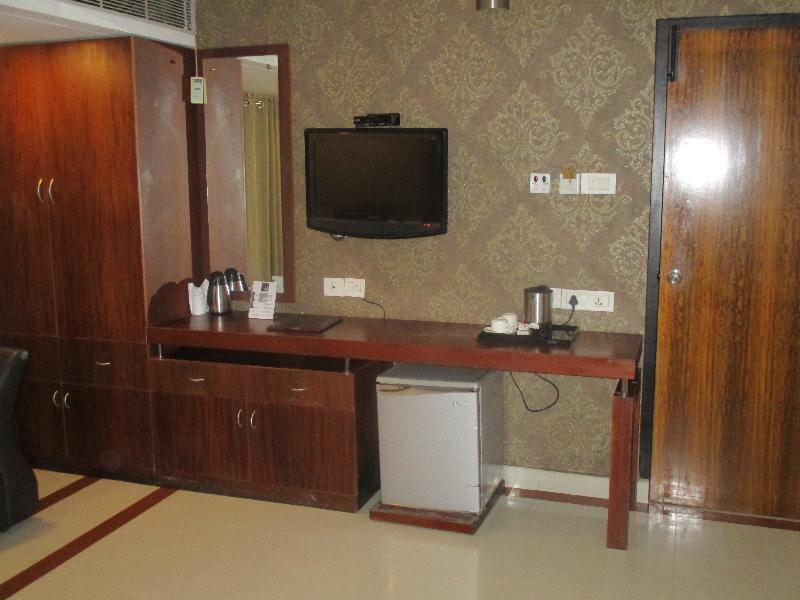 Treebo Trend Time Square Marine Drive 3*