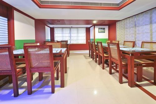 Treebo Trend Time Square Marine Drive Hotel